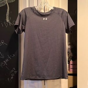Under Armour exercise tshirt size small black and white striped